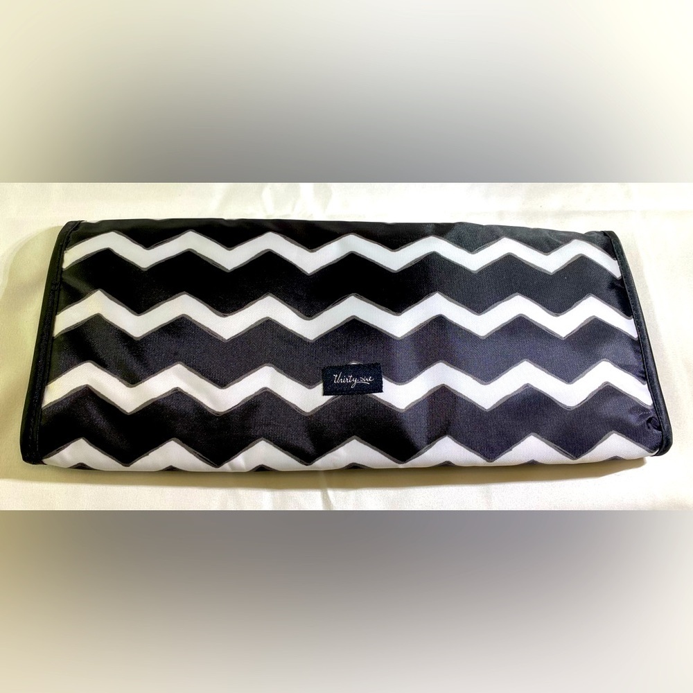 Thirty-One Black and White Chevron Flat Iron Fold Over